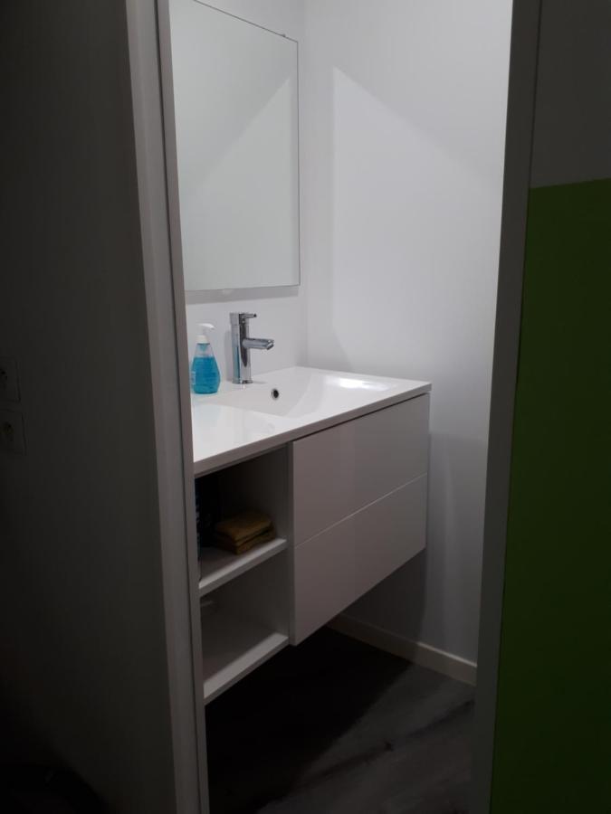 Appartement En Duplex Viviers Eksteriør billede